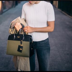 Express short sleeve top